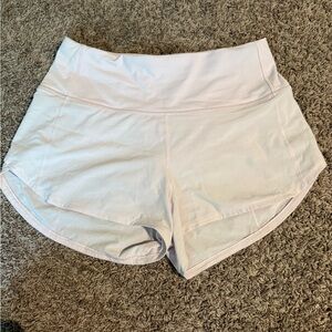 Lululemon Speed Up High Rise 2.5” Shorts in Strawberry Milkshake Size 6